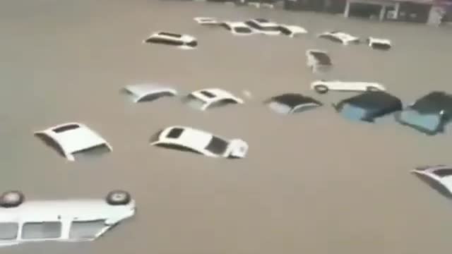 Swimming Cars In China