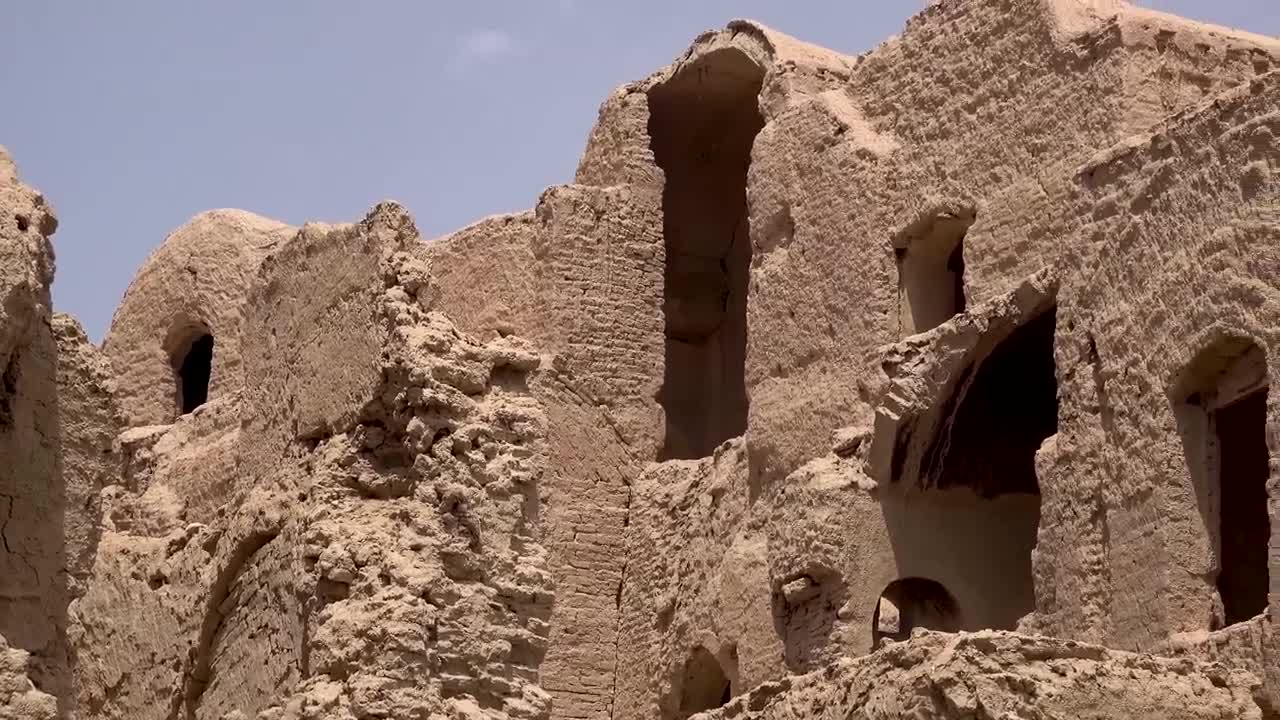 Kharanaq, Iran_ 1000-Year-Old Ghost Town [Amazing Places 4K]