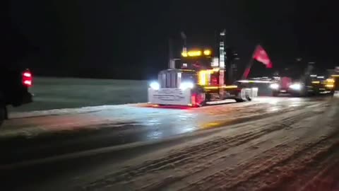 Canadian Truckers Block All Lanes of Traffic to And from The United States.