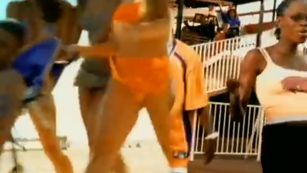 Naughty By Nature - Jamboree ft Zhané (video)