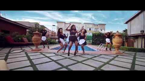 NINIOLA - MARADONA (OFFICIAL VIDEO)