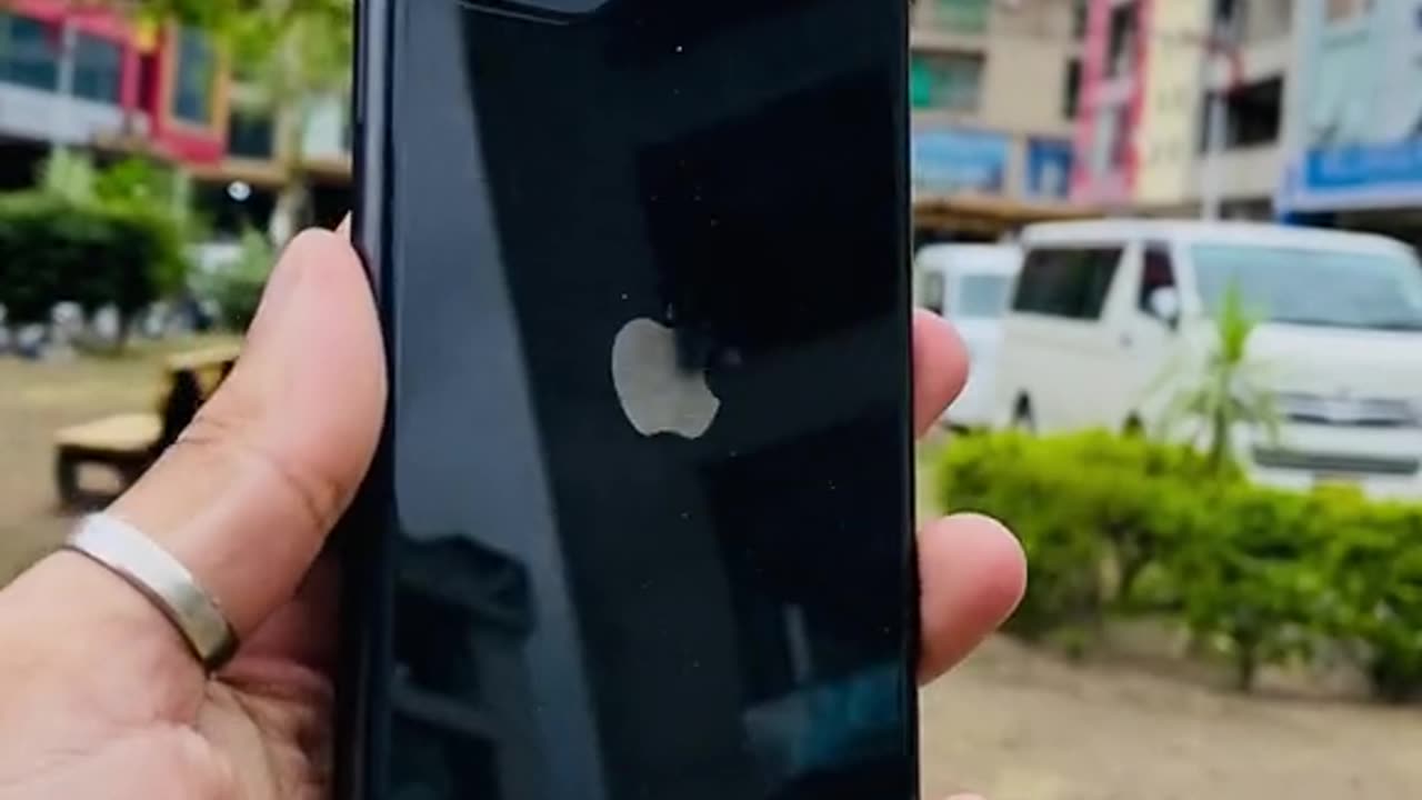 Iphone 11 mobile