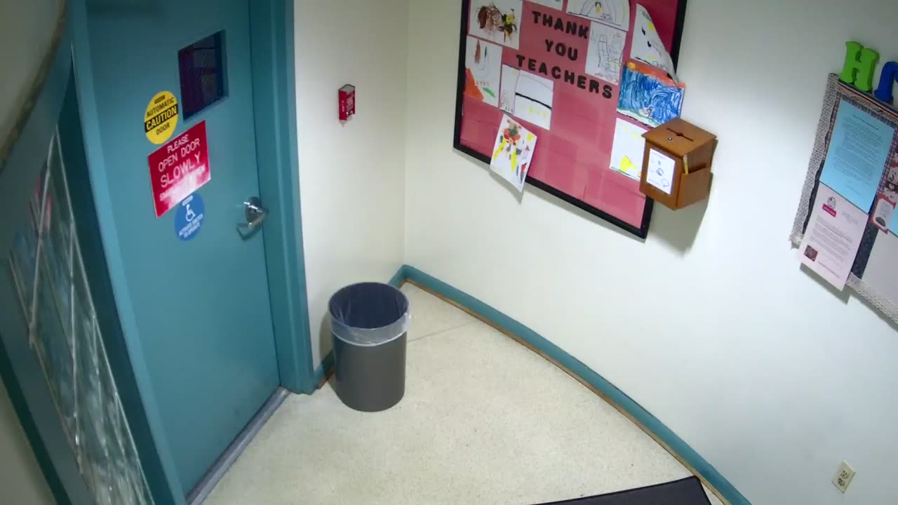 3855FHOB01DaycareInnerLobby_2021-01-05_03h00min00s813ms.mp4