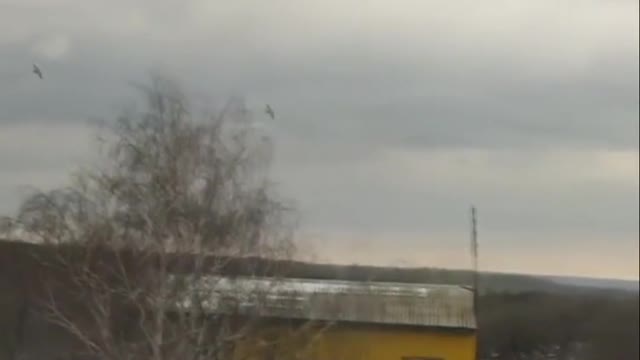 Russian SU-25's Pop Flares To Avoid Incoming Anti Air | #Shorts