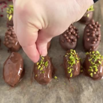 ФИНИКИ В ШОКОЛАДЕ