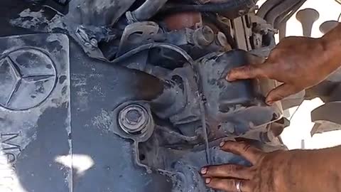 Disassembl of car repairer parts