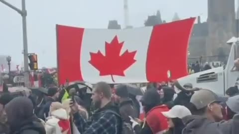 CẢNH SÁT ĐÃ RA TAY VỚI ĐOÀN XE TỰ DO CANADA TẠI THỦ ĐÔ OTTAWA SẼ CÓ TIN MỚI SÁNG MAI