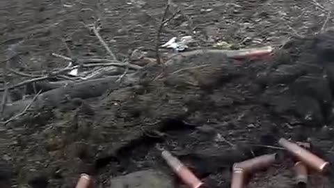 Russian paratroopers take positions of Ukrainian nationalists by assault