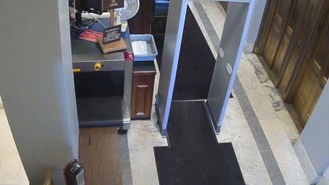 1017RSOB01DelAveADADoor_2021-01-05_23h08min53s523ms.mp4