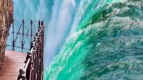 Places On Earth That Don't Feel Real 😨