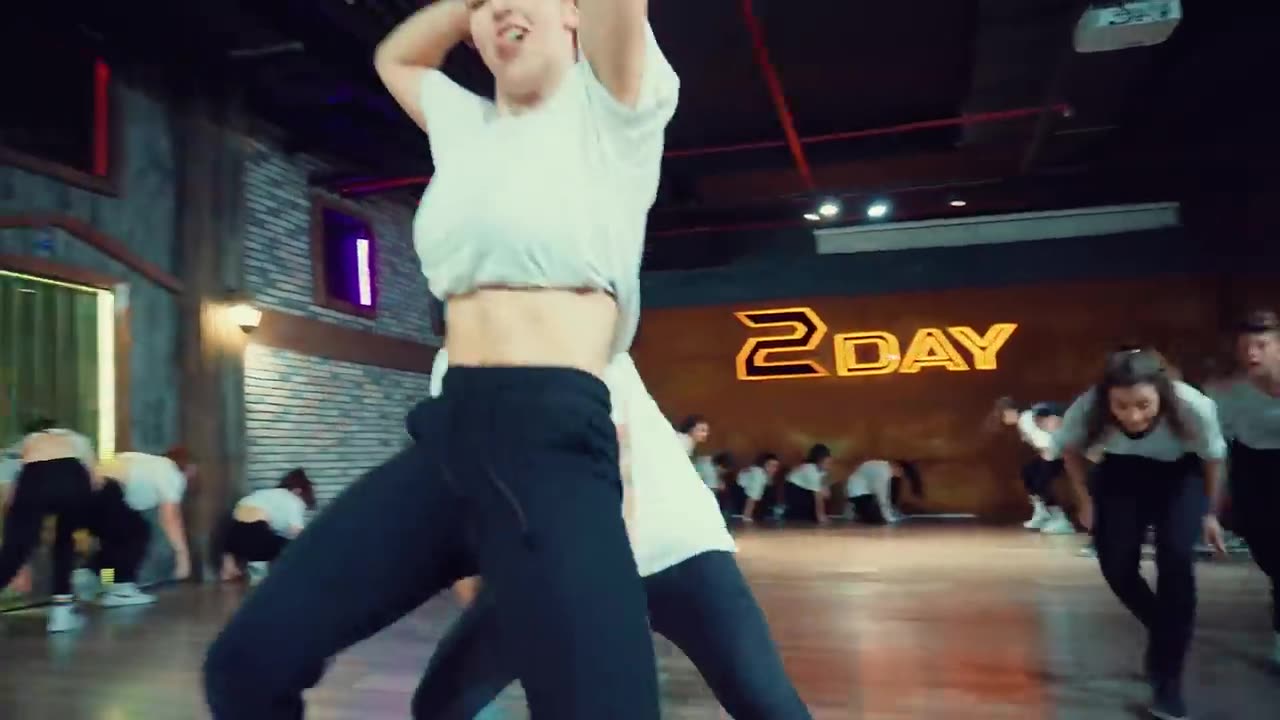 https://www.youtube.com/watch?v=QbiWGffeClY