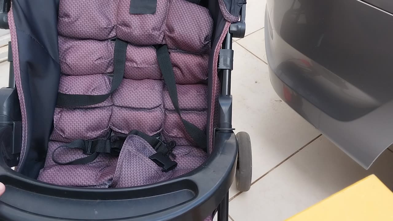 Colocar Cinto Carrinho Travel System Delta Voyage - Tirar Cinto carrinho Delta TS - Regular Cinto