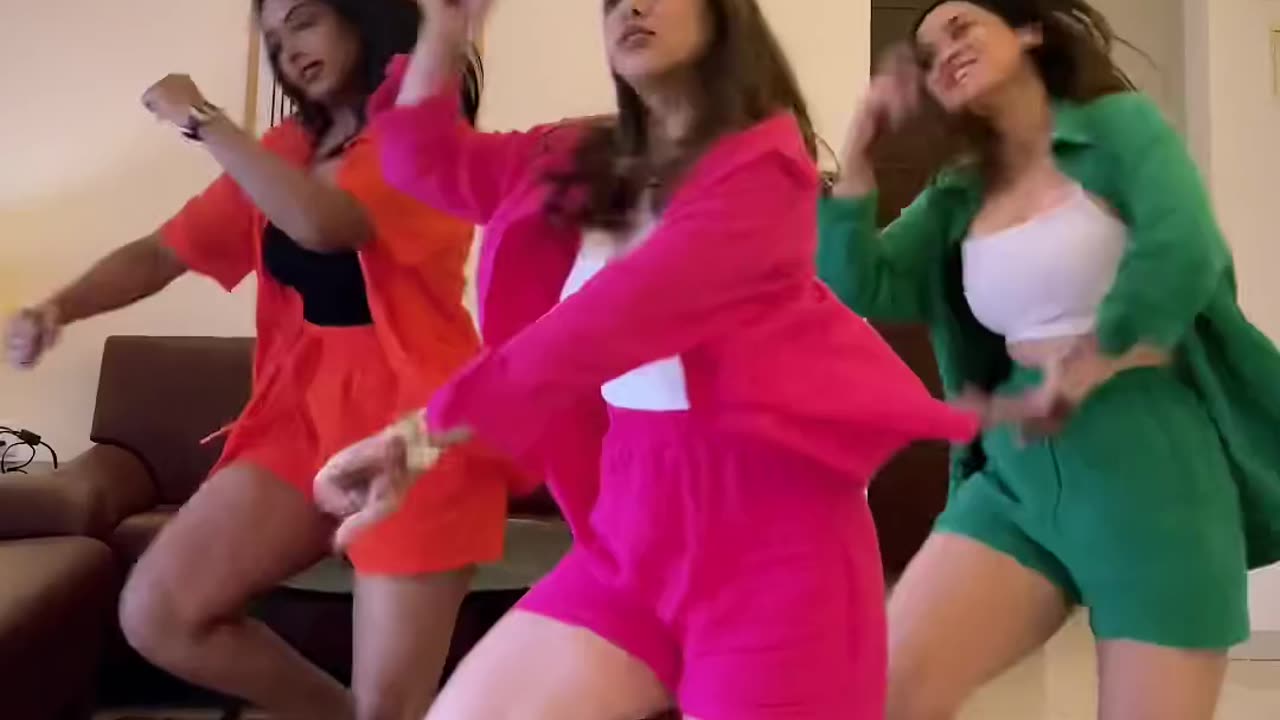 Trending Dance Video/TrendTracker #shorts #trend #Vairal #new