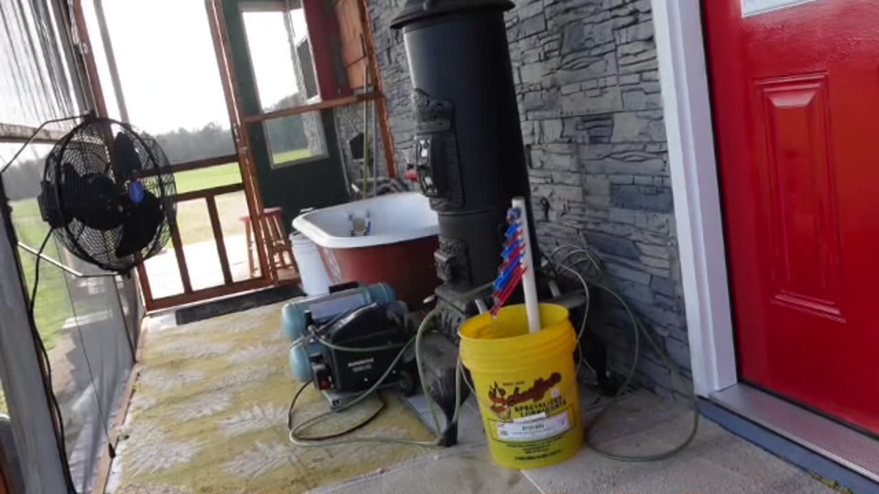 Redneck Water Fountain. 5 Gallon Bucket, 80GPM pump, blue dye, hot glue & a Rob Roy 112.