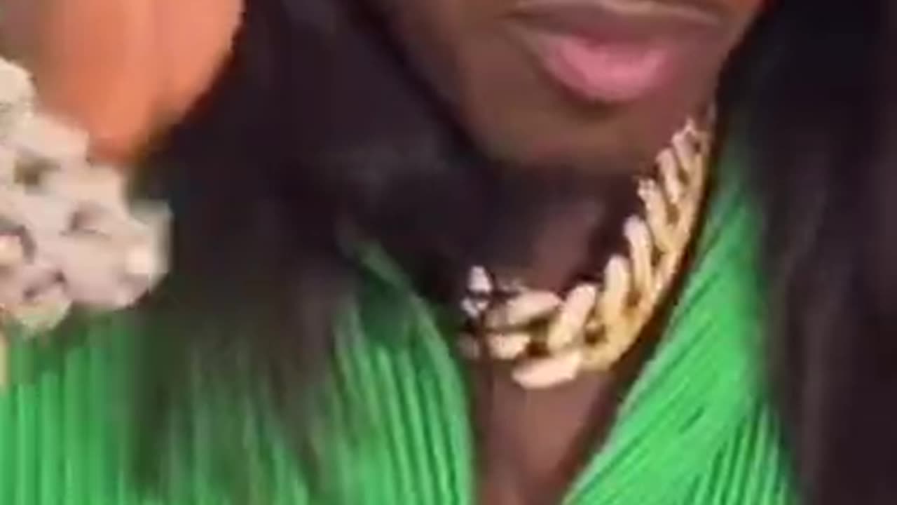 Da Baby gets laced with the Pimp Wig