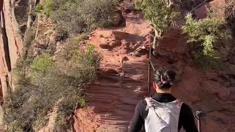 LET'S HIKEANGELS LANDING