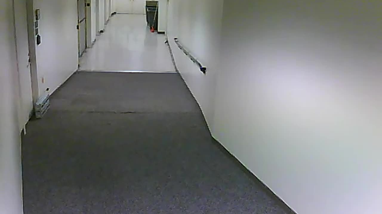3901PSQB06FreightLobbyFront_2021-01-06_06h08min09s627ms.mp4