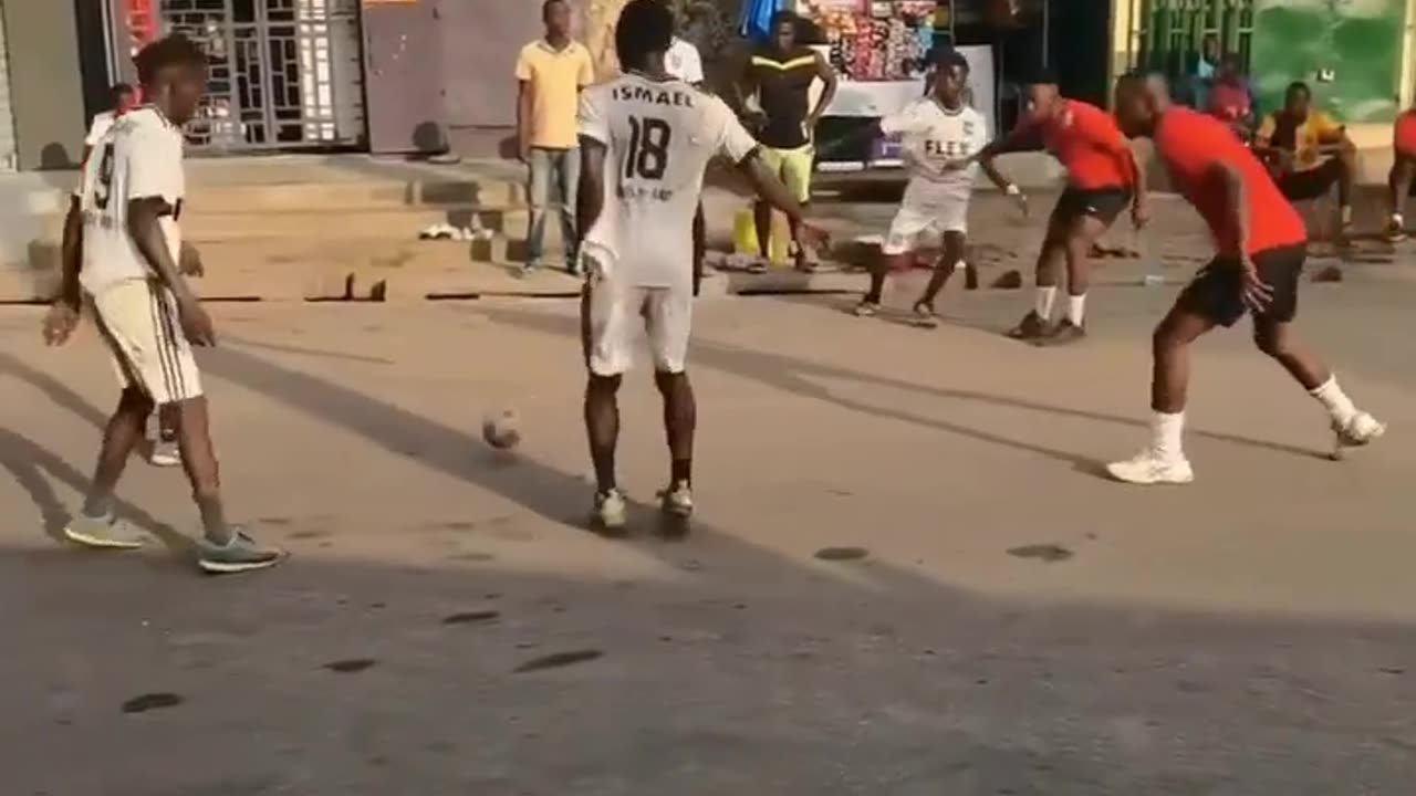 Football in front of the living 😂😂