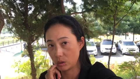태안군중앙도서관에서 마약 한것 같이 눈이 풀린 사람들 주변에 있으니까 나도 머리가 갑자기 멍해지는 텔레파시 경험 간증 2022/09/31