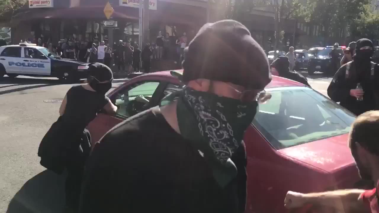 sep 10 2017 Vancouver wa 1.4 Antifa attack a car and say they are Nazis