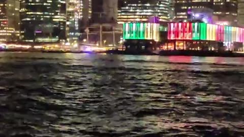 "Sailing Splendor: Superyacht Under the Brooklyn Bridge with a View of Manhattan"