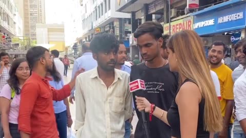 Is Bande Ko Media Reporters se Kuch To Dikkat He Funny Video | Interview Memes.