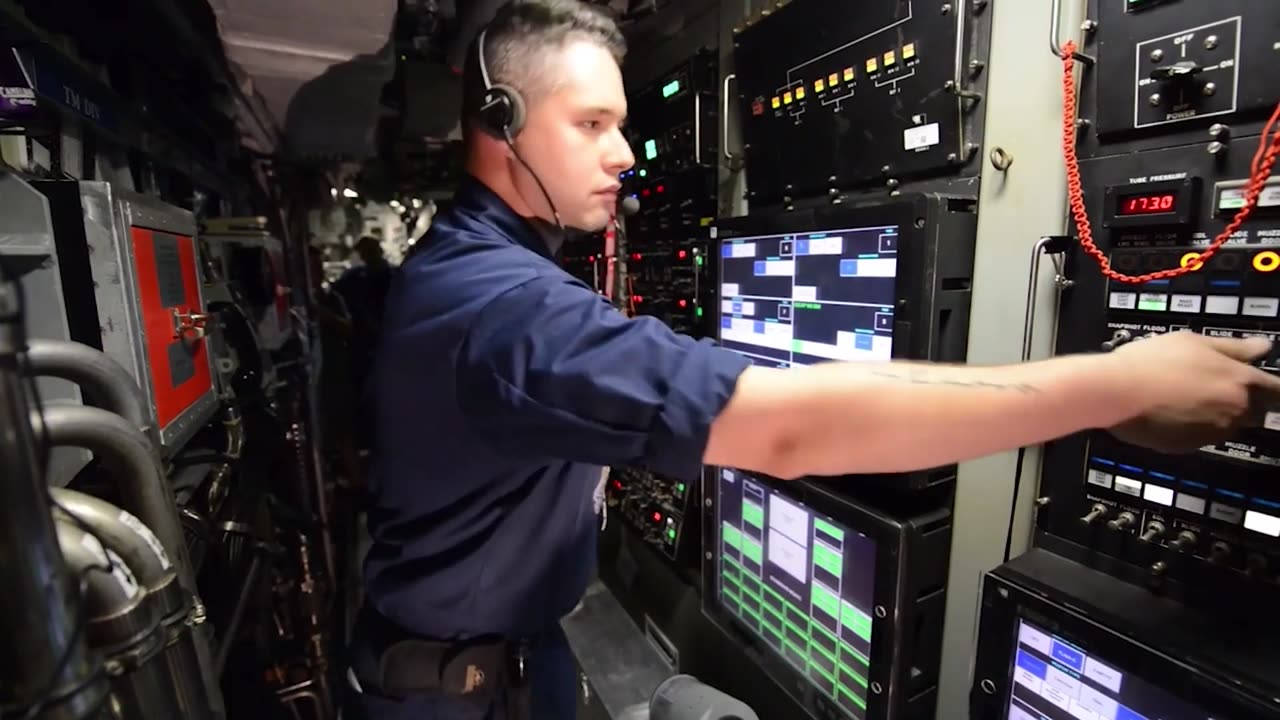 Why Submarines Suck to Live On