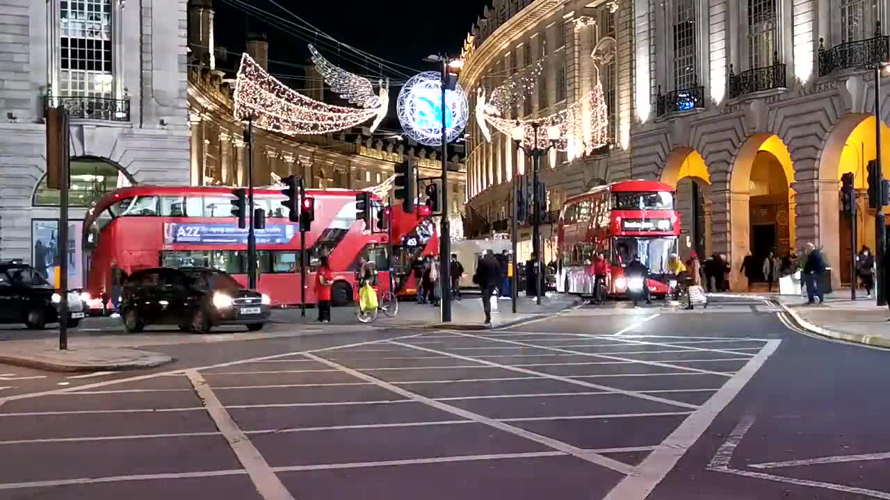 Night photography London buses