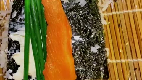 Salmon choose roll