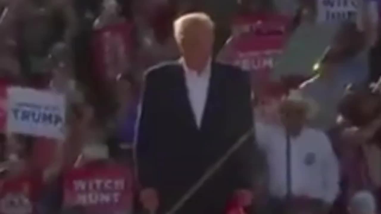 HIGH ENERGY- MASSIVE Crowd chanting USA at Trump Rally in Waco