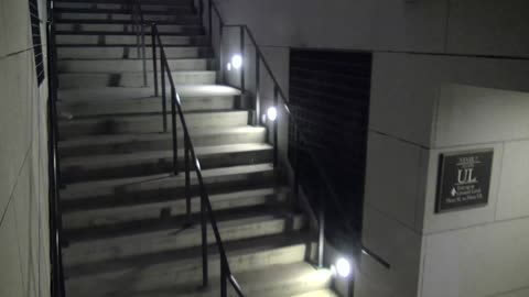 7172CVC00Stairs7-9Exterior_2021-01-06_22h20min02s883ms.mp4