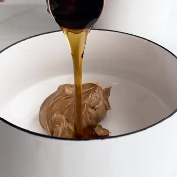 Chocolate Peanut Butter Bars - Homemade Snickers