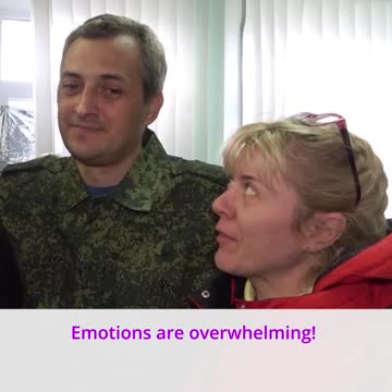 The DPR soldiers rescued from Ukrainian captivity are met by relatives and friends