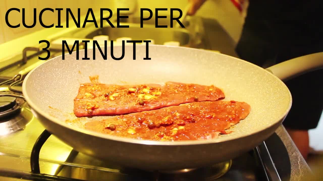 CUCINA VELOCE / SEMPLICE Bistecca di manzo al pepe verde