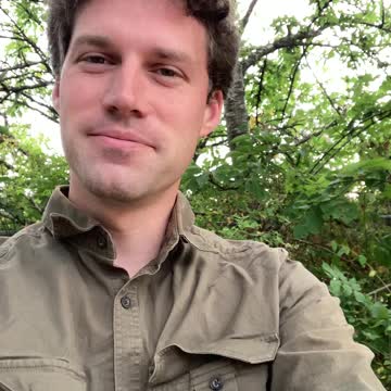 One Dumb Thing - Did he need the underwear bin?