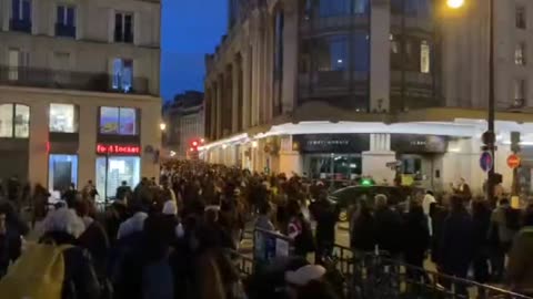 Night 12 of Macron's Paris protest ban. part 3