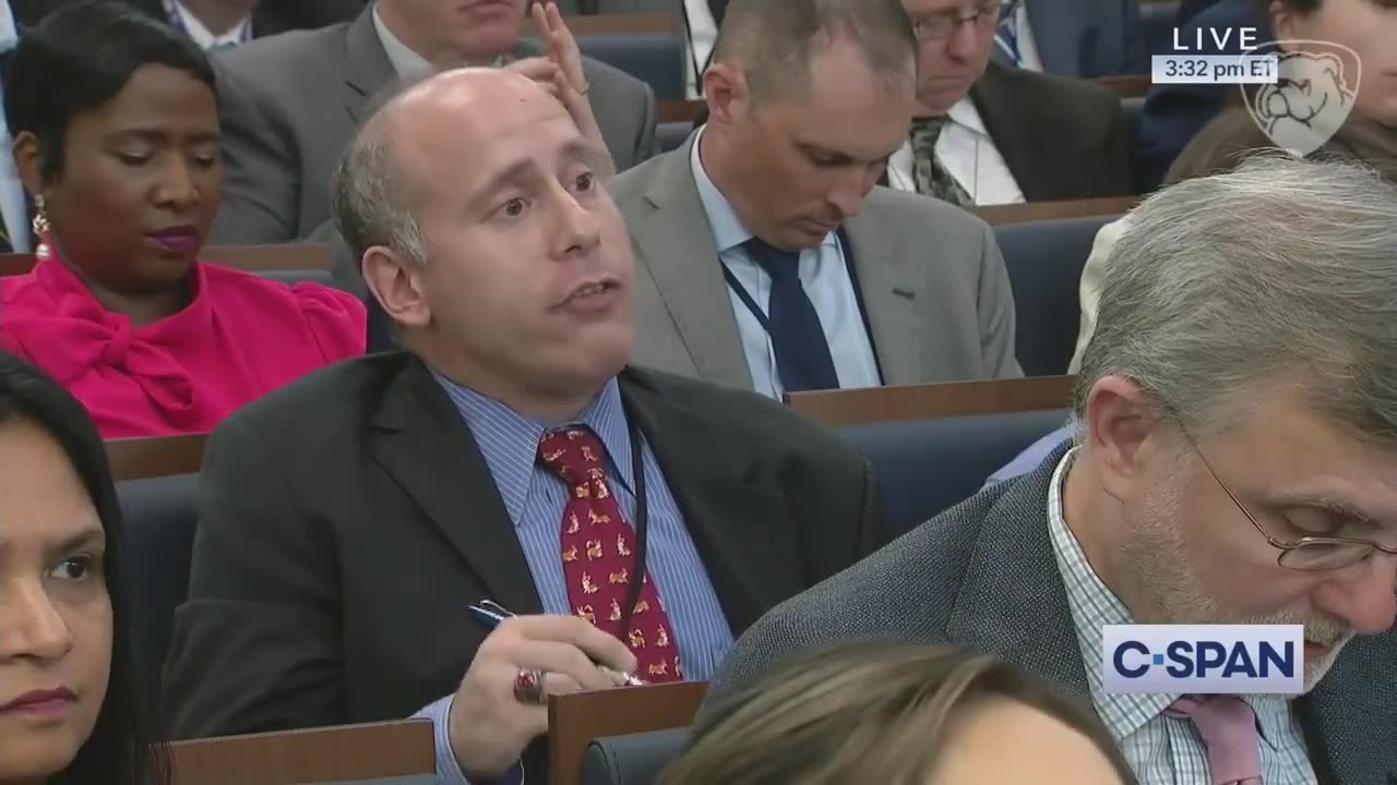 KJP asked on the record if Biden has dementia or Alzheimers in TENSE moment