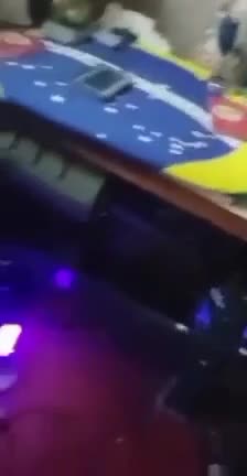 ❌ Bill Gates sta costruendo un "sistema di impianto di vaccini