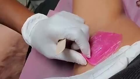 Underarm Waxing with Sexy Smooth Tickled Pink Hard Wax | @marvalousstudio