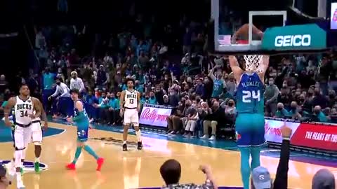 100 creative sports moments in every games