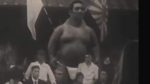 Old mysteries video of Giant of Japan military parade