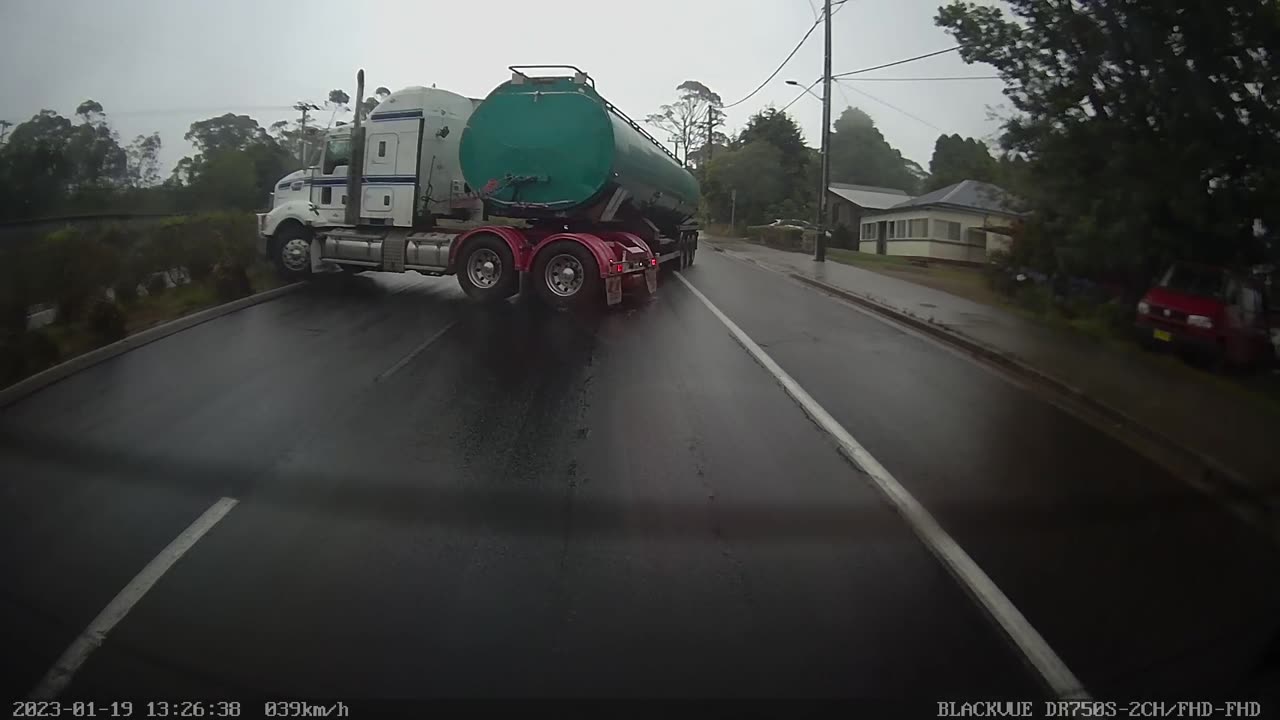 Big Rig Truck Jackknifing