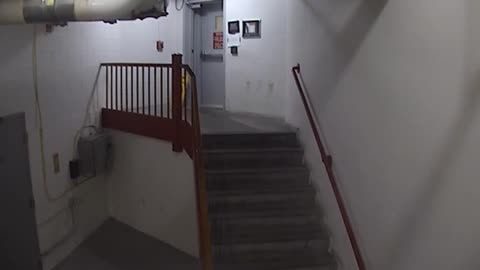 5179CHOBBASouthGarageStair5_2021-01-05_00h20min00s840ms.mp4