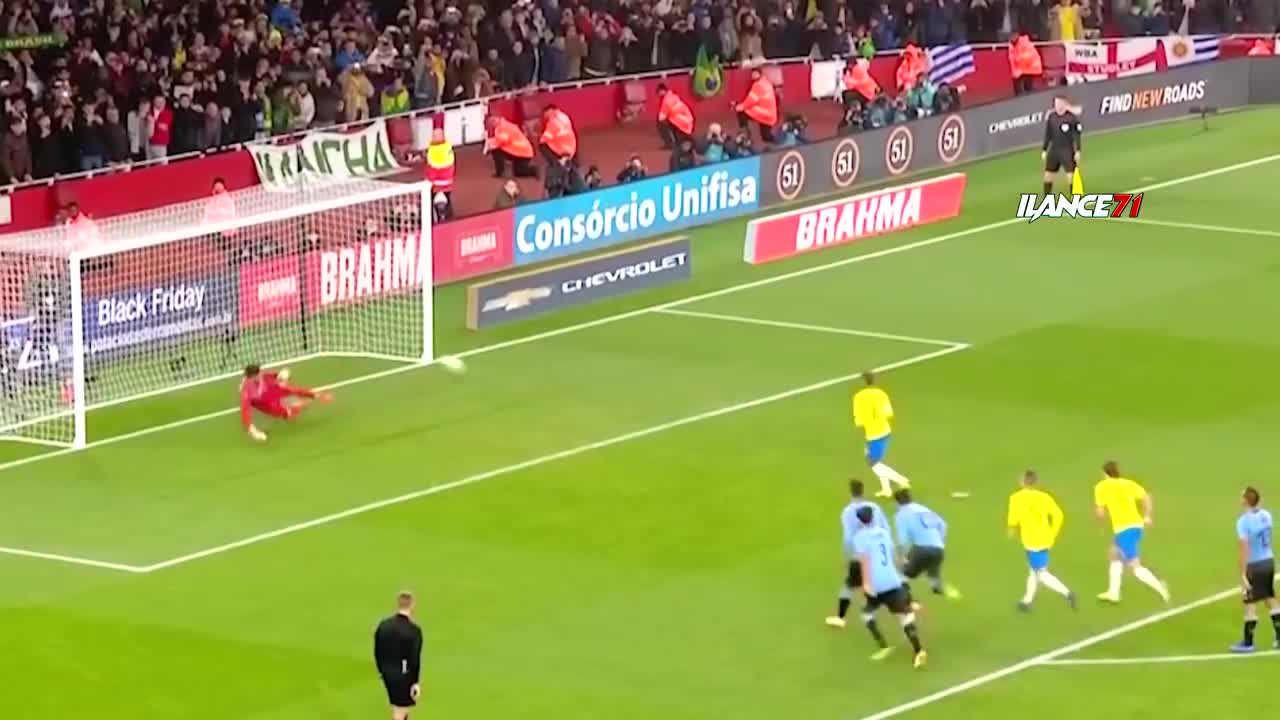 Legendary Penalty Kick By Neymar