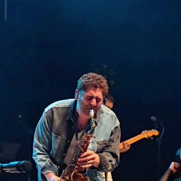 Eric Tarlin (Couch) - LIVE @ The Eastern (Short)