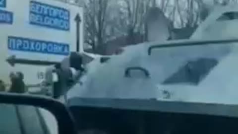 A very interesting military convoy with unusual markings on cars was seen in the Belgorod region