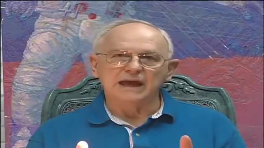 Retired Astronaut Admits The Earth Is Flat On Live TV!!!