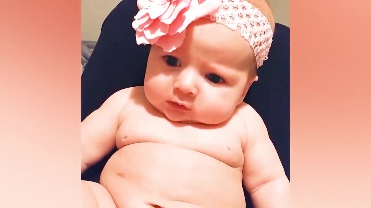 Funniest Moments with Baby Laughing (14)