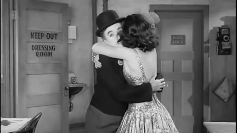 Charlie Chaplin - Factory Scene - Modern Times (1936)_Full-HD.mp4