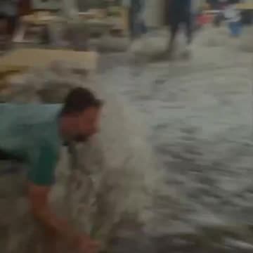 A Massive Rouge Wave Hit A U.S. Military Base In The Pacific